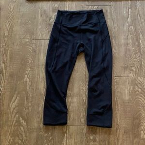 Lululemon In movement 17” Crop